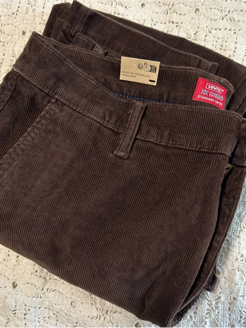 Levi’s Men's XX Chino Taper Brown Corduroy Pants - 34x32 - NWT